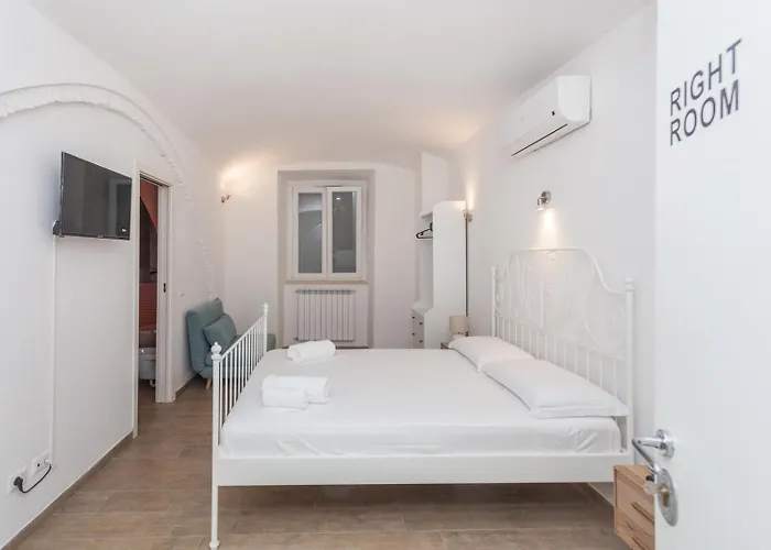 Apartment Natale 12 Rom